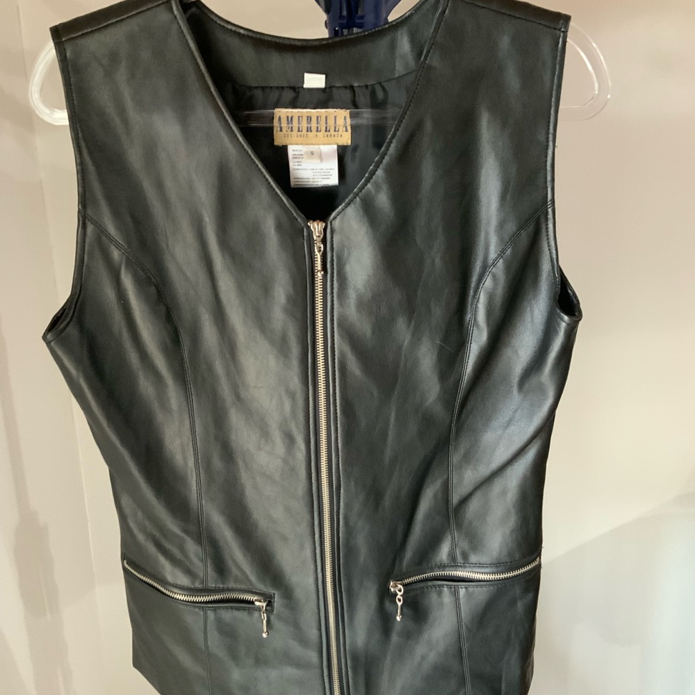 AMERELLA VEST